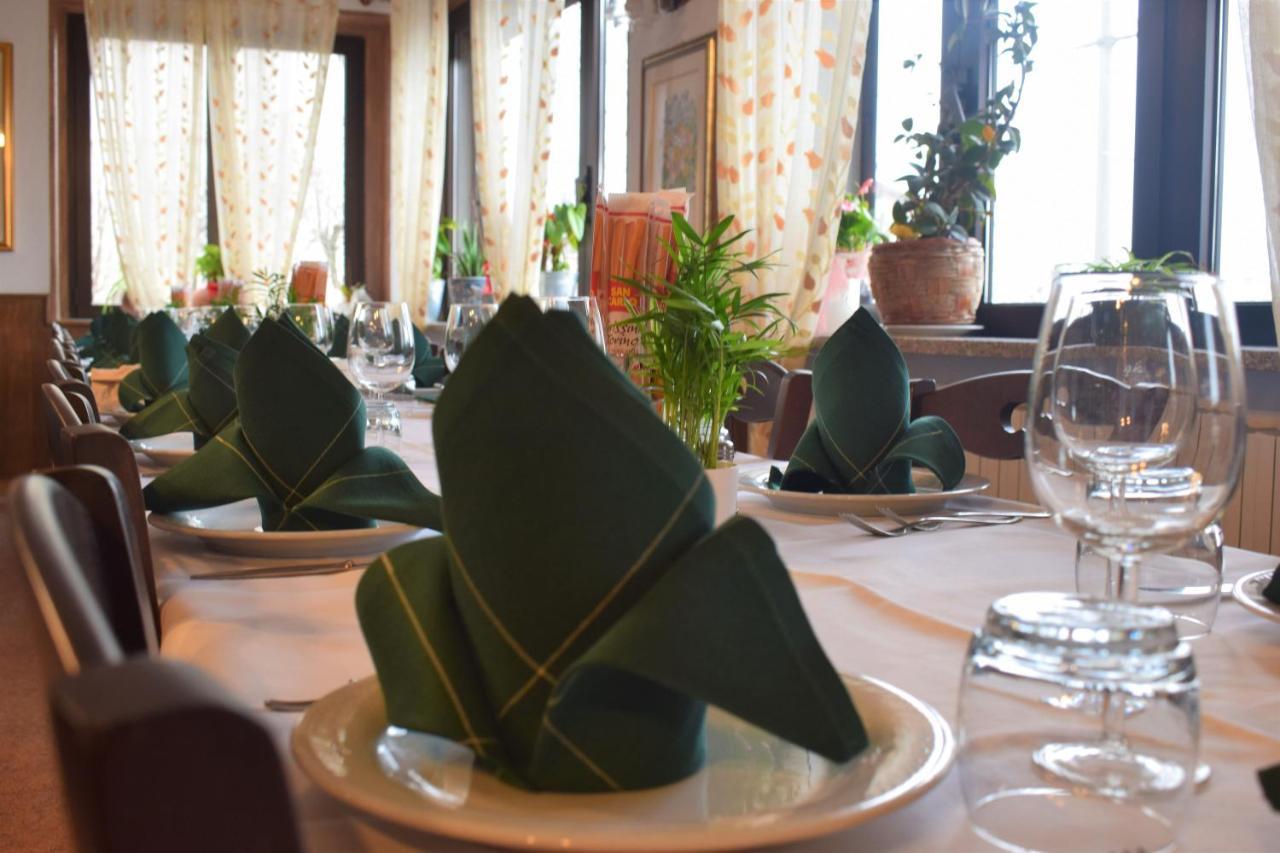 Albergo Canella Fuipiano Valle Imagna Eksteriør billede