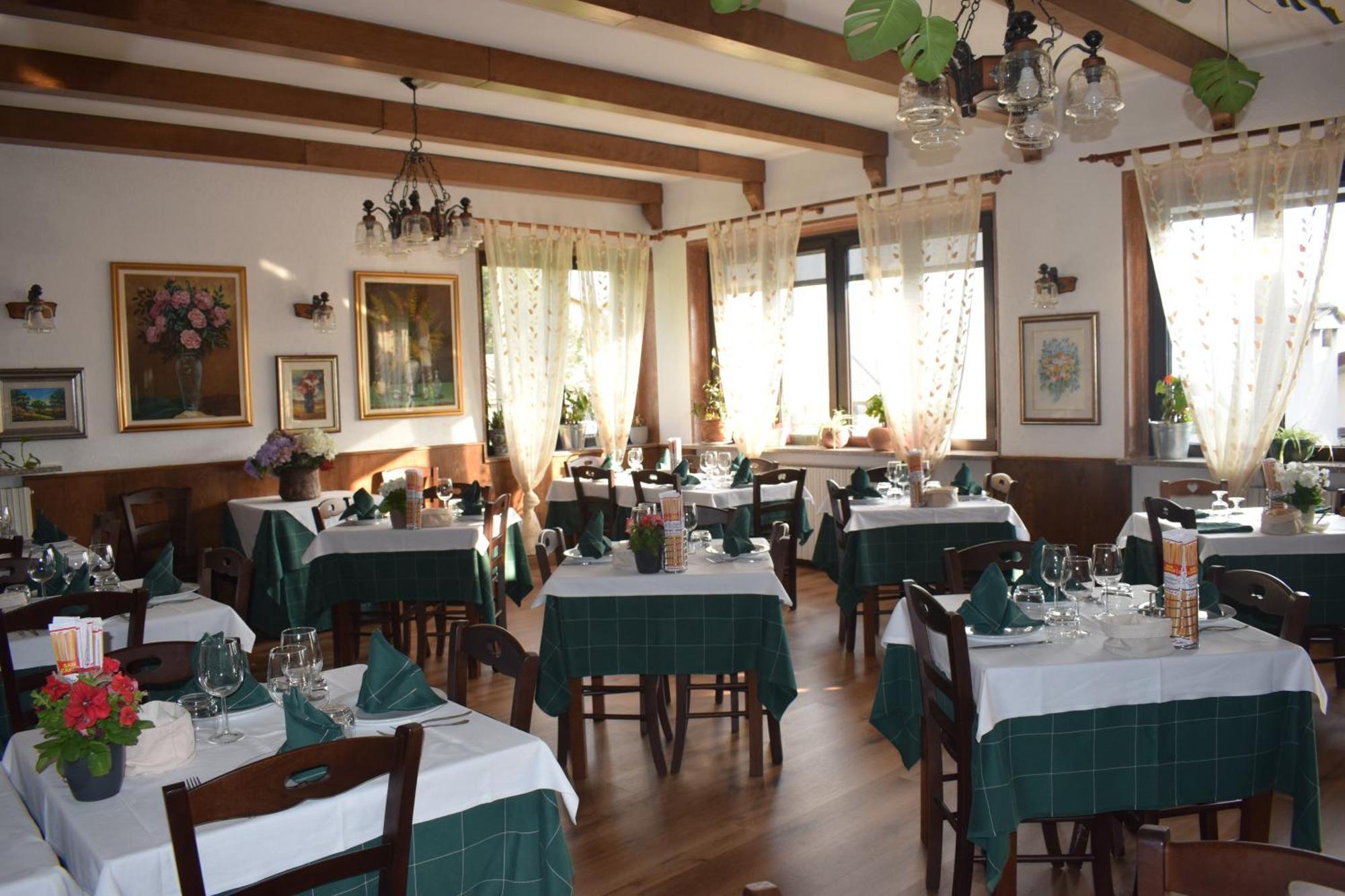 Albergo Canella Fuipiano Valle Imagna Eksteriør billede
