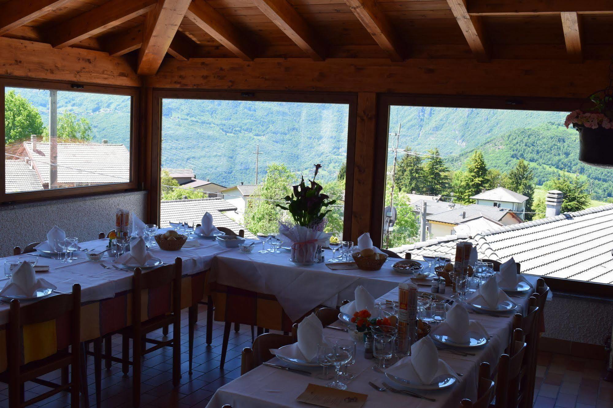 Albergo Canella Fuipiano Valle Imagna Eksteriør billede